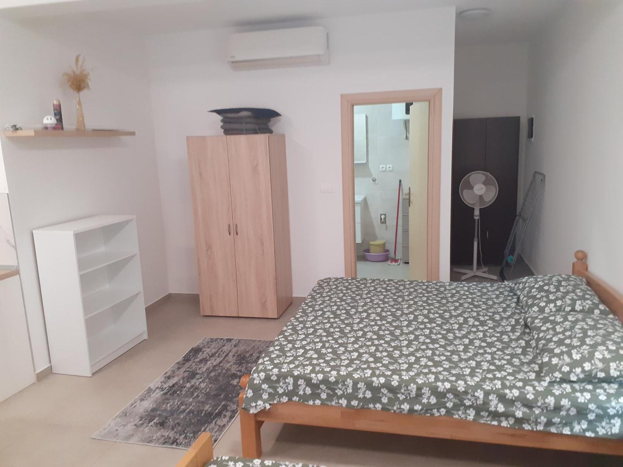 Apartmani Miletic イェルサ エクステリア 写真